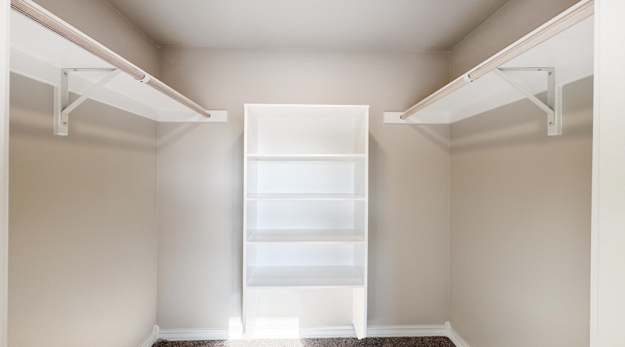 1613 Ocaso Dr., LAREDO, Texas 78045, 4 Bedrooms Bedrooms, 7 Rooms Rooms,2 BathroomsBathrooms,Residential,For Sale,1613 Ocaso Dr.,20260226