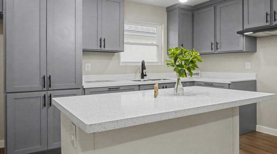 5012 Mariposa St., Laredo, Texas 78046, 3 Bedrooms Bedrooms, 4 Rooms Rooms,2 BathroomsBathrooms,Residential,For Sale,5012 Mariposa St.,20260227