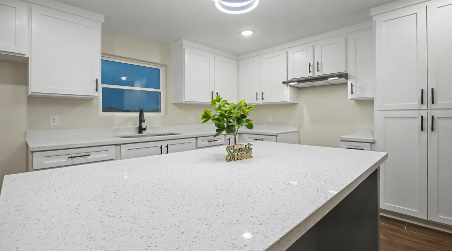 5016 Mariposa St., Laredo, Texas 78046, 3 Bedrooms Bedrooms, 4 Rooms Rooms,2 BathroomsBathrooms,Residential,For Sale,5016 Mariposa St.,20260229