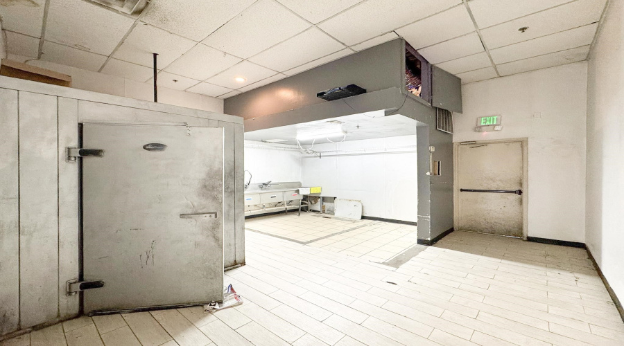 8602 McPherson Rd, Laredo, Texas 78045, 1 Room Rooms,2 BathroomsBathrooms,Commercial retail/office,For Rent,8602 McPherson Rd,20260236