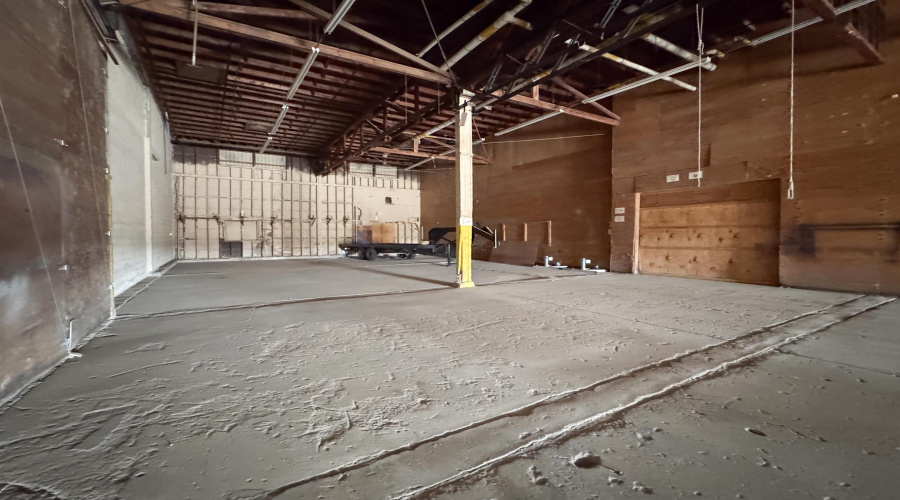 2015 Pappas St, Laredo, Texas 78041, 1 Bedroom Bedrooms, ,Commercial/industrial,For Rent,2015 Pappas St,20260243