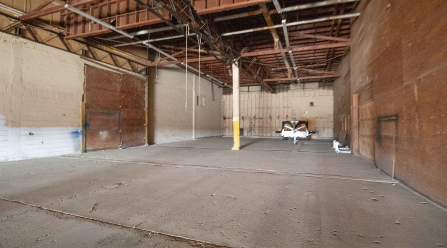 2015 Pappas St, Laredo, Texas 78041, 1 Bedroom Bedrooms, ,Commercial/industrial,For Rent,2015 Pappas St,20260243