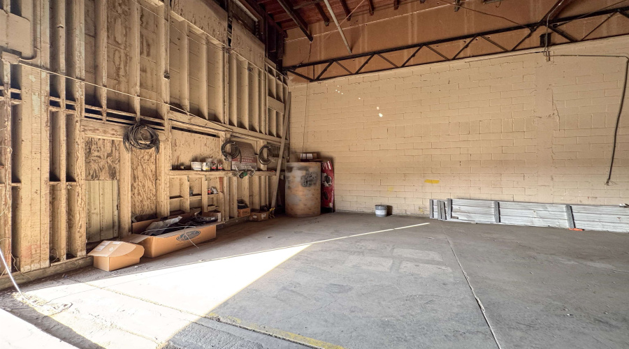 2015 Pappas St, Laredo, Texas 78041, 1 Bedroom Bedrooms, ,Commercial/industrial,For Rent,2015 Pappas St,20260243