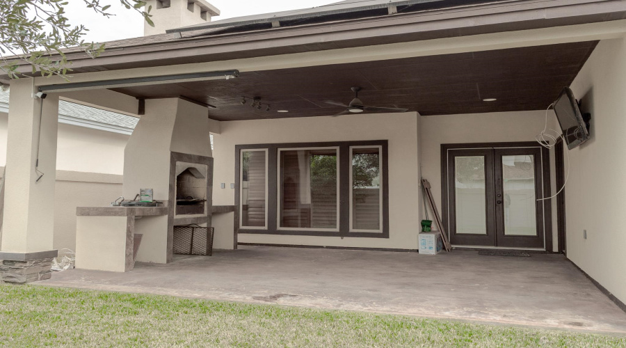 136 Chisos Oak Dr, Laredo, Texas 78045, 3 Bedrooms Bedrooms, 5 Rooms Rooms,2 BathroomsBathrooms,Residential,For Sale,136 Chisos Oak Dr,20260234