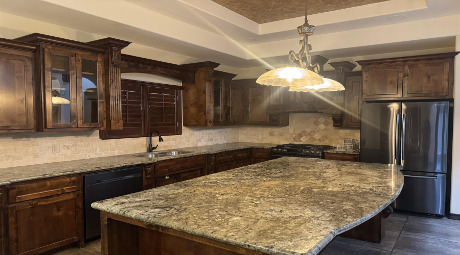 136 Chisos Oak Dr, Laredo, Texas 78045, 3 Bedrooms Bedrooms, 5 Rooms Rooms,2 BathroomsBathrooms,Residential,For Sale,136 Chisos Oak Dr,20260234