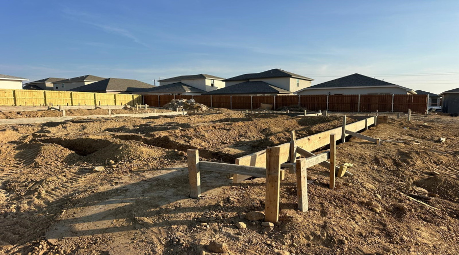 5111 Nispero Ln, Laredo, Texas 78046, 3 Bedrooms Bedrooms, 4 Rooms Rooms,2 BathroomsBathrooms,Residential,For Sale,5111 Nispero Ln,20260239