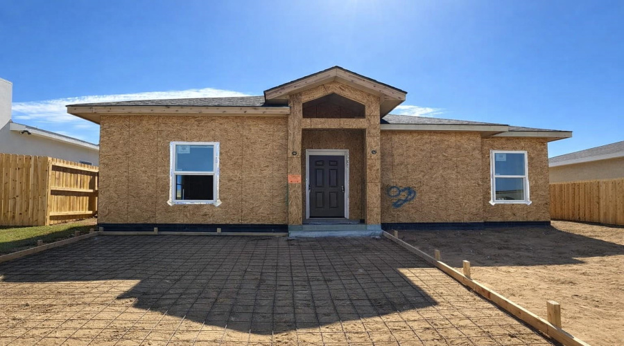 5113 Nispero Ln, Laredo, Texas 78046, 3 Bedrooms Bedrooms, 4 Rooms Rooms,2 BathroomsBathrooms,Residential,For Sale,5113 Nispero Ln,20260240