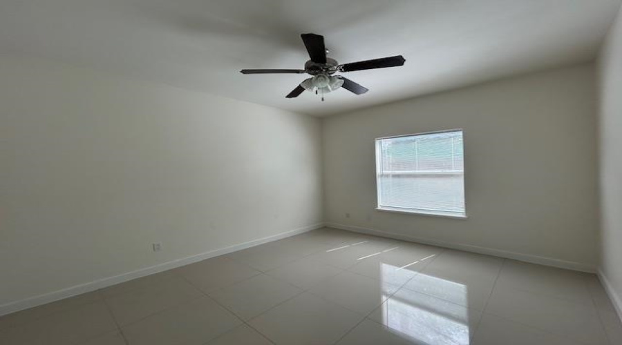 501 Shiloh Dr, LAREDO, Texas 78045, 1 Bedroom Bedrooms, 3 Rooms Rooms,1 BathroomBathrooms,Residential,For Rent,501 Shiloh Dr,20260246