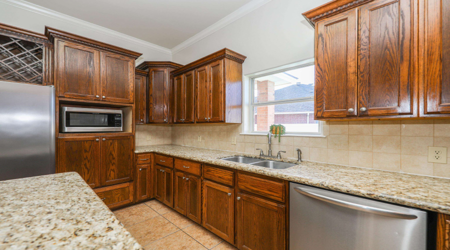 3118 Dos Reales Lp, LAREDO, Texas 78045, 4 Bedrooms Bedrooms, 9 Rooms Rooms,3 BathroomsBathrooms,Residential,For Sale,3118 Dos Reales Lp,20260247