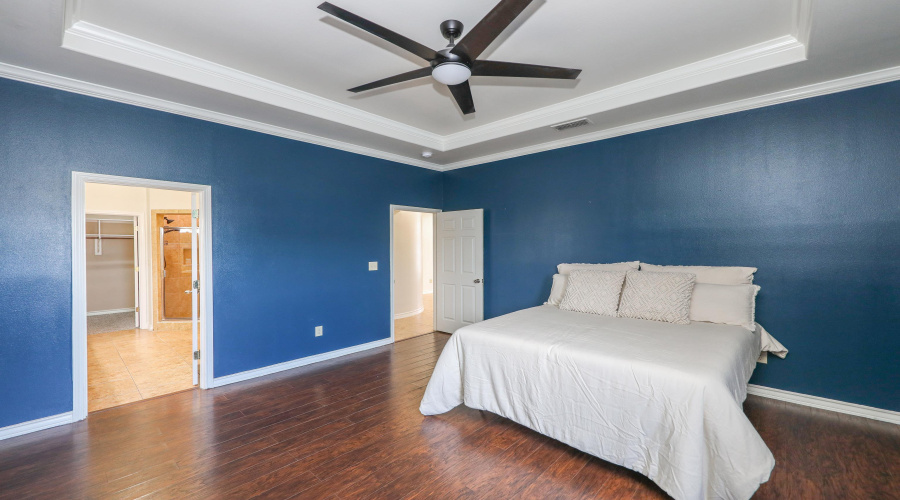 3118 Dos Reales Lp, LAREDO, Texas 78045, 4 Bedrooms Bedrooms, 9 Rooms Rooms,3 BathroomsBathrooms,Residential,For Sale,3118 Dos Reales Lp,20260247