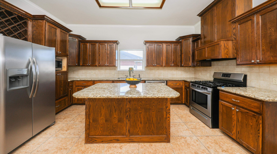 3118 Dos Reales Lp, LAREDO, Texas 78045, 4 Bedrooms Bedrooms, 9 Rooms Rooms,3 BathroomsBathrooms,Residential,For Sale,3118 Dos Reales Lp,20260247