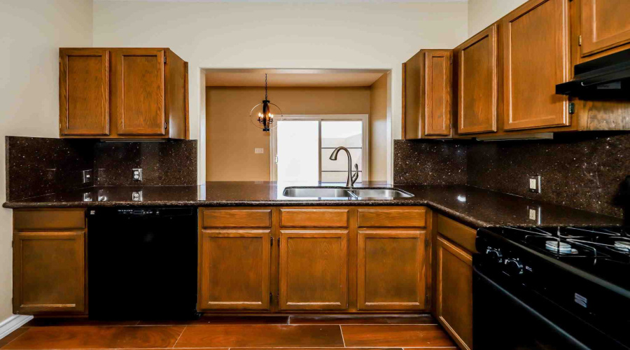 2445 Monarch Dr, Laredo, Texas 78045, 3 Bedrooms Bedrooms, 8 Rooms Rooms,2 BathroomsBathrooms,Residential,For Rent,2445 Monarch Dr,20260248