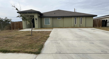 6518 Adenia Loop, Laredo, Texas 78043, 3 Bedrooms Bedrooms, 5 Rooms Rooms,2 BathroomsBathrooms,Residential,For Sale,6518 Adenia Loop,20260251