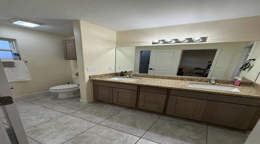 6518 Adenia Loop, Laredo, Texas 78043, 3 Bedrooms Bedrooms, 5 Rooms Rooms,2 BathroomsBathrooms,Residential,For Sale,6518 Adenia Loop,20260251