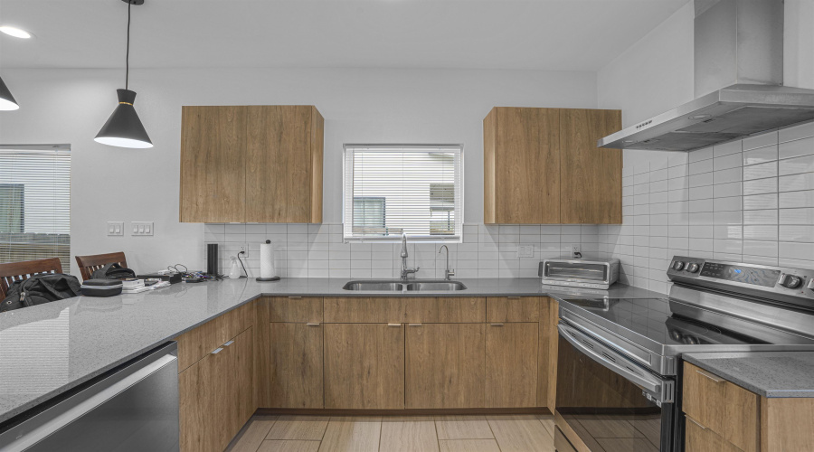 409 Deer Path Loop, Laredo, Texas 78045-2236, 4 Bedrooms Bedrooms, 7 Rooms Rooms,2 BathroomsBathrooms,Residential,For Rent,409 Deer Path Loop,20260253