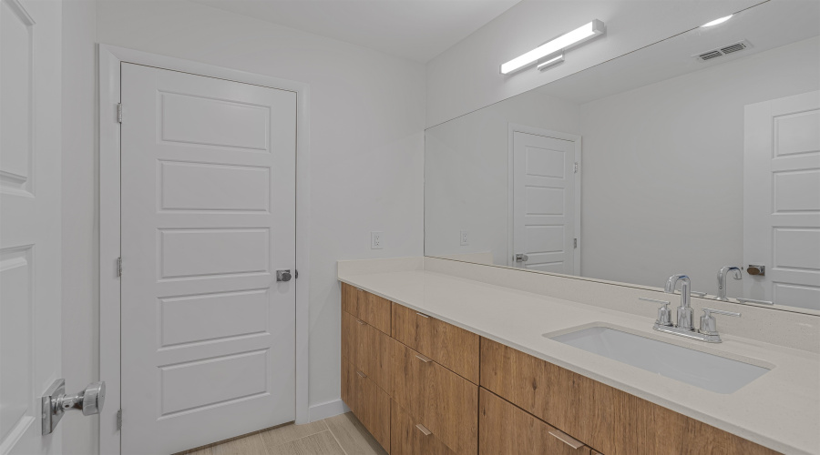 409 Deer Path Loop, Laredo, Texas 78045-2236, 4 Bedrooms Bedrooms, 7 Rooms Rooms,2 BathroomsBathrooms,Residential,For Rent,409 Deer Path Loop,20260253