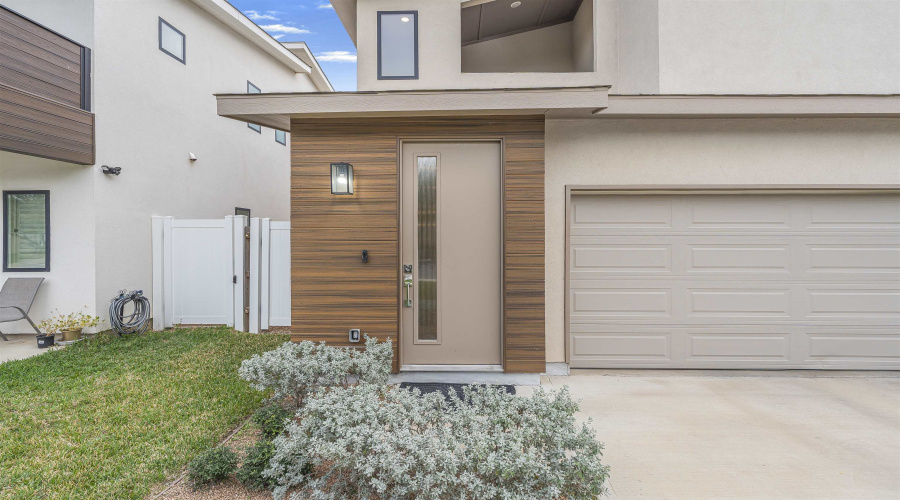 409 Deer Path Loop, Laredo, Texas 78045-2236, 4 Bedrooms Bedrooms, 7 Rooms Rooms,2 BathroomsBathrooms,Residential,For Rent,409 Deer Path Loop,20260253