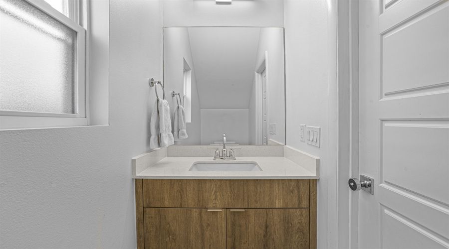 409 Deer Path Loop, Laredo, Texas 78045-2236, 4 Bedrooms Bedrooms, 7 Rooms Rooms,2 BathroomsBathrooms,Residential,For Rent,409 Deer Path Loop,20260253