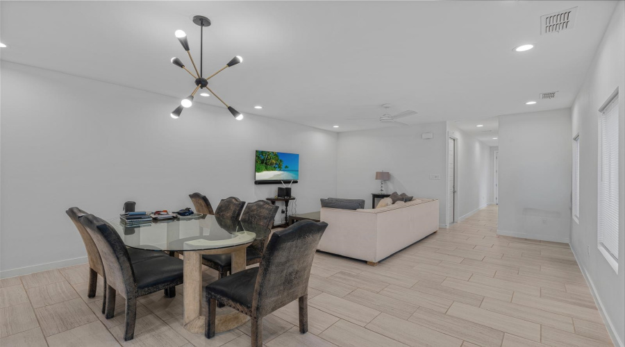 409 Deer Path Loop, Laredo, Texas 78045-2236, 4 Bedrooms Bedrooms, 7 Rooms Rooms,2 BathroomsBathrooms,Residential,For Rent,409 Deer Path Loop,20260253