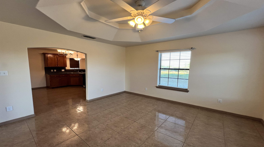 125 Cardinal St., Zapata, Texas 78076, 2 Bedrooms Bedrooms, 4 Rooms Rooms,2 BathroomsBathrooms,Residential,For Sale,125 Cardinal St.,20260255