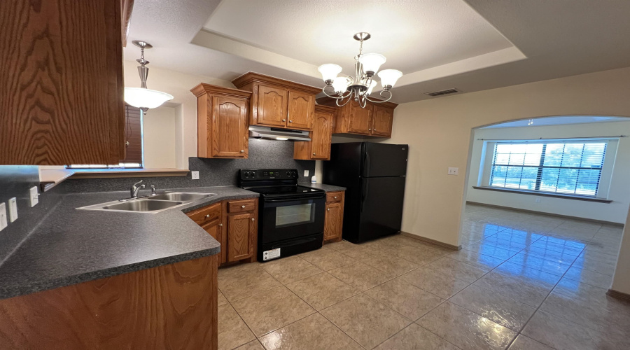 125 Cardinal St., Zapata, Texas 78076, 2 Bedrooms Bedrooms, 4 Rooms Rooms,2 BathroomsBathrooms,Residential,For Sale,125 Cardinal St.,20260255