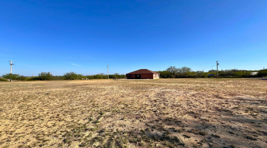 125 Cardinal St., Zapata, Texas 78076, 2 Bedrooms Bedrooms, 4 Rooms Rooms,2 BathroomsBathrooms,Residential,For Sale,125 Cardinal St.,20260255