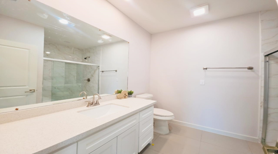 2315 Durazno Ct., Laredo, Texas 78046, 3 Bedrooms Bedrooms, 5 Rooms Rooms,2 BathroomsBathrooms,Residential,For Sale,2315 Durazno Ct.,20260259