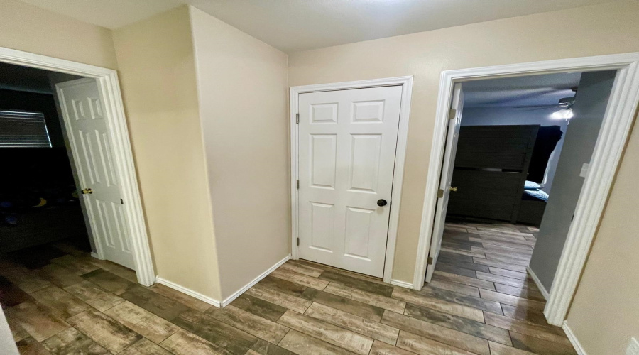 2038 Port Miami St, LAREDO, Texas 78045-0000, 3 Bedrooms Bedrooms, 4 Rooms Rooms,2 BathroomsBathrooms,Residential,For Sale,2038 Port Miami St,20260260