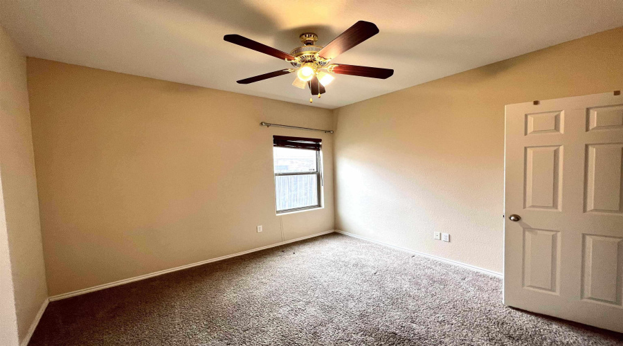 326 Sabal Loop, LAREDO, Texas 78045, 3 Bedrooms Bedrooms, 7 Rooms Rooms,2 BathroomsBathrooms,Residential,For Rent,326 Sabal Loop,20260262