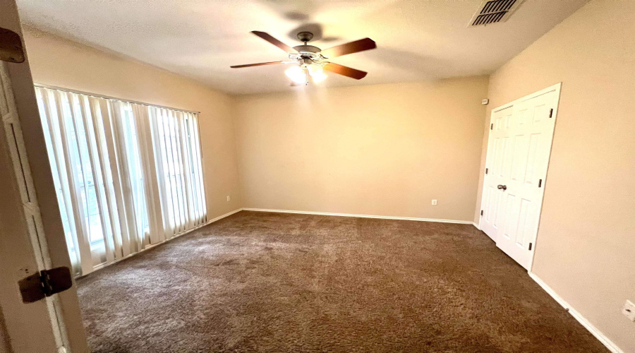 326 Sabal Loop, LAREDO, Texas 78045, 3 Bedrooms Bedrooms, 7 Rooms Rooms,2 BathroomsBathrooms,Residential,For Rent,326 Sabal Loop,20260262