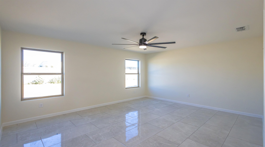 109 Faith Dr., Laredo, Texas 78043, 3 Bedrooms Bedrooms, 5 Rooms Rooms,2 BathroomsBathrooms,Residential,For Sale,109 Faith Dr.,20260266