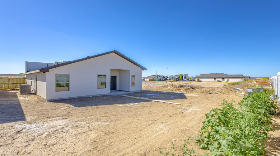 109 Faith Dr., Laredo, Texas 78043, 3 Bedrooms Bedrooms, 5 Rooms Rooms,2 BathroomsBathrooms,Residential,For Sale,109 Faith Dr.,20260266