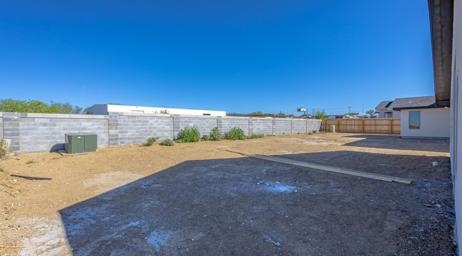 109 Faith Dr., Laredo, Texas 78043, 3 Bedrooms Bedrooms, 5 Rooms Rooms,2 BathroomsBathrooms,Residential,For Sale,109 Faith Dr.,20260266