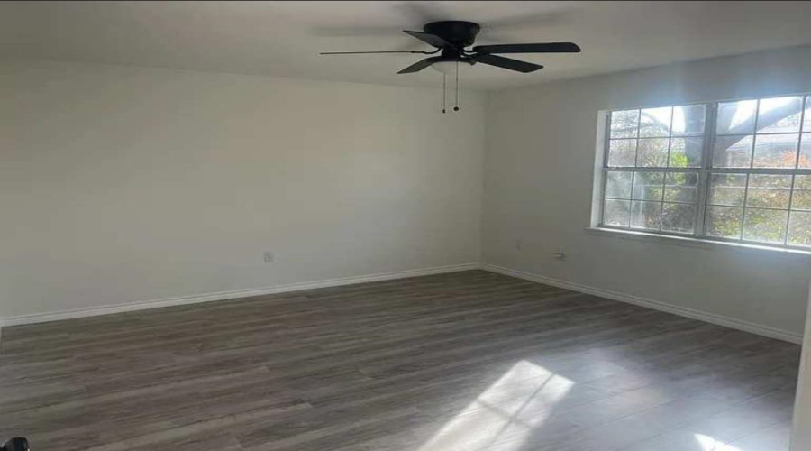 1239 Glen Haven Dr., eagle pass, Texas 78852, 3 Bedrooms Bedrooms, 3 Rooms Rooms,2 BathroomsBathrooms,Residential,For Sale,1239 Glen Haven Dr.,20260269