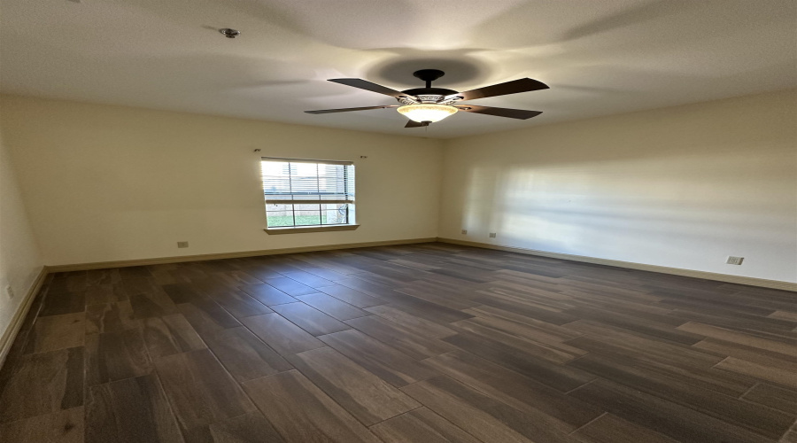 8216 Casa Verde Rd, Laredo, Texas 78041, 2 Bedrooms Bedrooms, 5 Rooms Rooms,2 BathroomsBathrooms,Residential,For Rent,8216 Casa Verde Rd,20260270