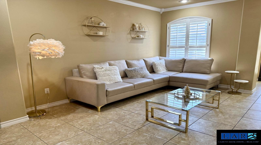 401 Sabal Loop, Laredo, Texas 78045, 6 Bedrooms Bedrooms, 8 Rooms Rooms,4 BathroomsBathrooms,Residential,For Sale,401 Sabal Loop,20260271