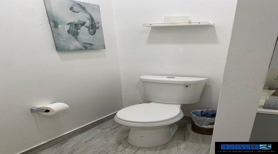 401 Sabal Loop, Laredo, Texas 78045, 6 Bedrooms Bedrooms, 8 Rooms Rooms,4 BathroomsBathrooms,Residential,For Sale,401 Sabal Loop,20260271