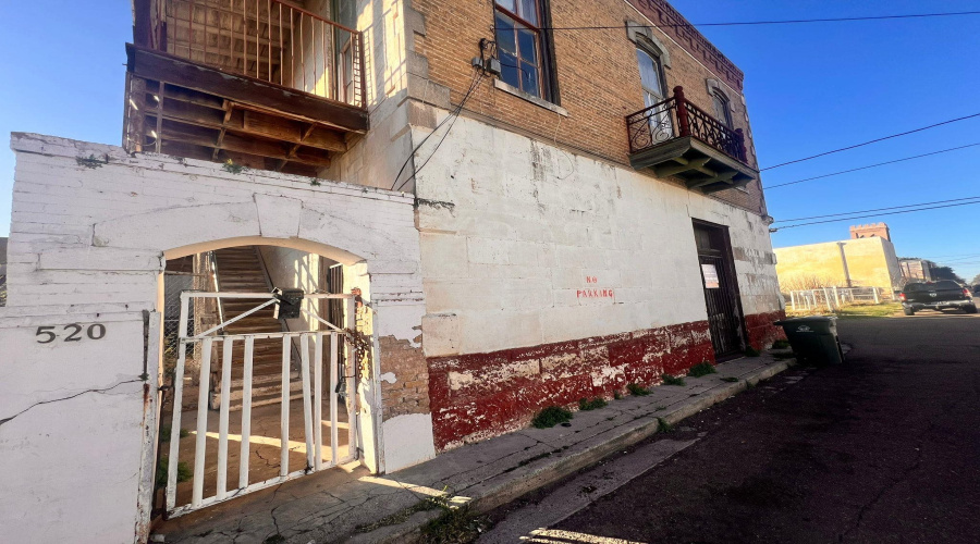 520 Davis Ave, Laredo, Texas 78040, 2 Bedrooms Bedrooms, 3 Rooms Rooms,1 BathroomBathrooms,Residential,For Rent,520 Davis Ave,20260272