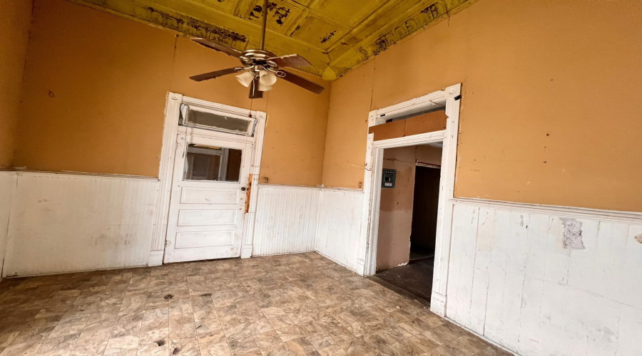 520 Davis Ave, Laredo, Texas 78040, 2 Bedrooms Bedrooms, 3 Rooms Rooms,1 BathroomBathrooms,Residential,For Rent,520 Davis Ave,20260272