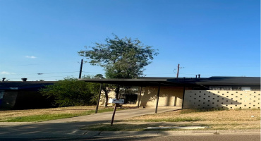 704 A Banyan Ct W, Laredo, Texas 78041, 3 Bedrooms Bedrooms, 5 Rooms Rooms,2 BathroomsBathrooms,Residential,For Sale,704 A Banyan Ct W,20260275