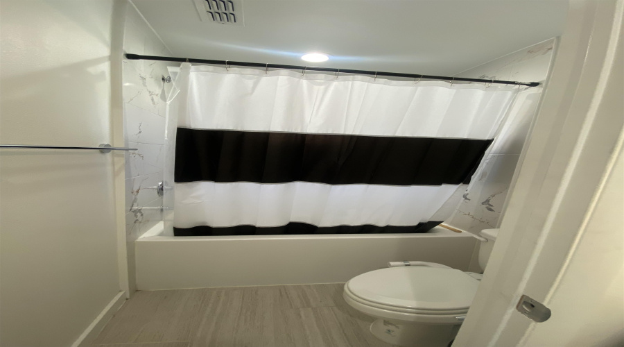 422 Deer Path Loop, Laredo, Texas 78045, 4 Bedrooms Bedrooms, 6 Rooms Rooms,2 BathroomsBathrooms,Residential,For Rent,422 Deer Path Loop,20260276