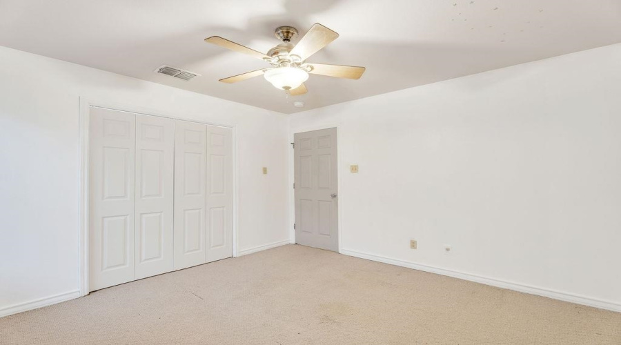 318 Gilman Rd, Laredo, Texas 78046-5181, 3 Bedrooms Bedrooms, 5 Rooms Rooms,2 BathroomsBathrooms,Residential,For Sale,318 Gilman Rd,20260277