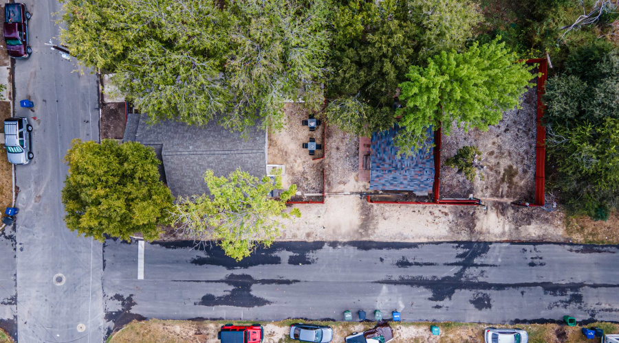 1202 N Center, San Antonio, Texas 78202, 4 Bedrooms Bedrooms, 7 Rooms Rooms,3 BathroomsBathrooms,Residential,For Sale,1202 N Center,20260278