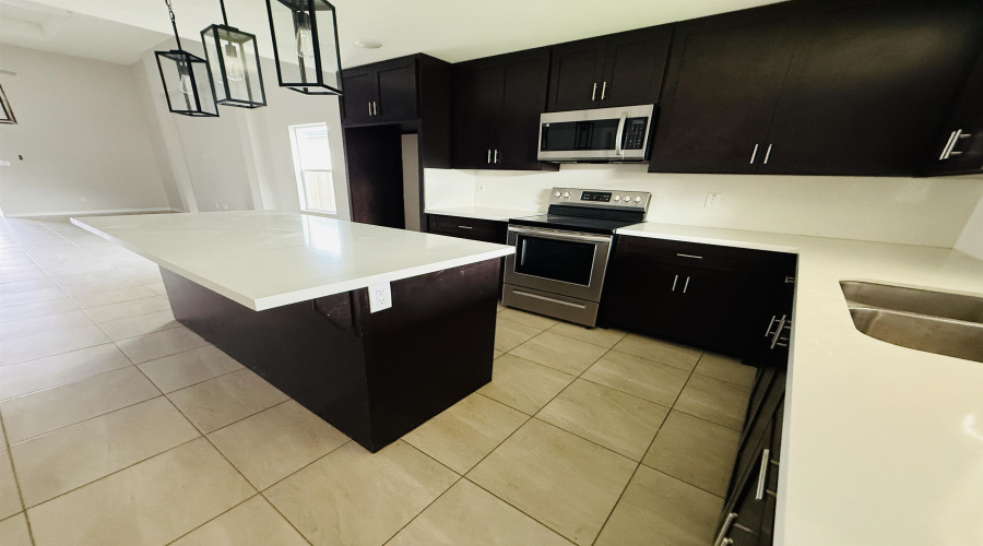 5525 Conroe St, Laredo, Texas 78046, 3 Bedrooms Bedrooms, 4 Rooms Rooms,2 BathroomsBathrooms,Residential,For Sale,5525 Conroe St,20260281