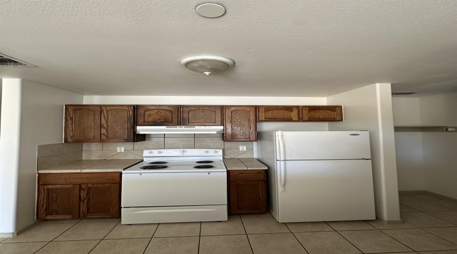 1610 E Plum St, Laredo, Texas 78043, 2 Bedrooms Bedrooms, 3 Rooms Rooms,1 BathroomBathrooms,Residential,For Rent,1610 E Plum St,20260283