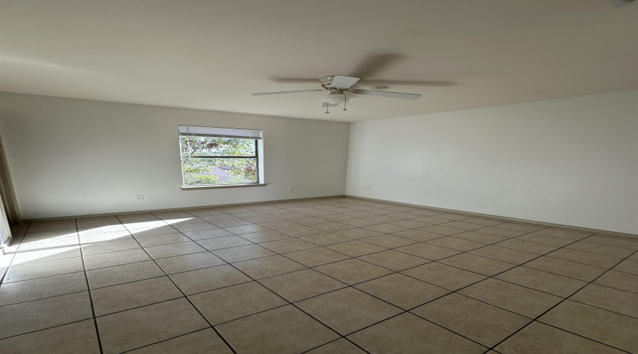 1610 E Plum St, Laredo, Texas 78043, 1 Bedroom Bedrooms, 2 Rooms Rooms,1 BathroomBathrooms,Residential,For Rent,1610 E Plum St,20260284