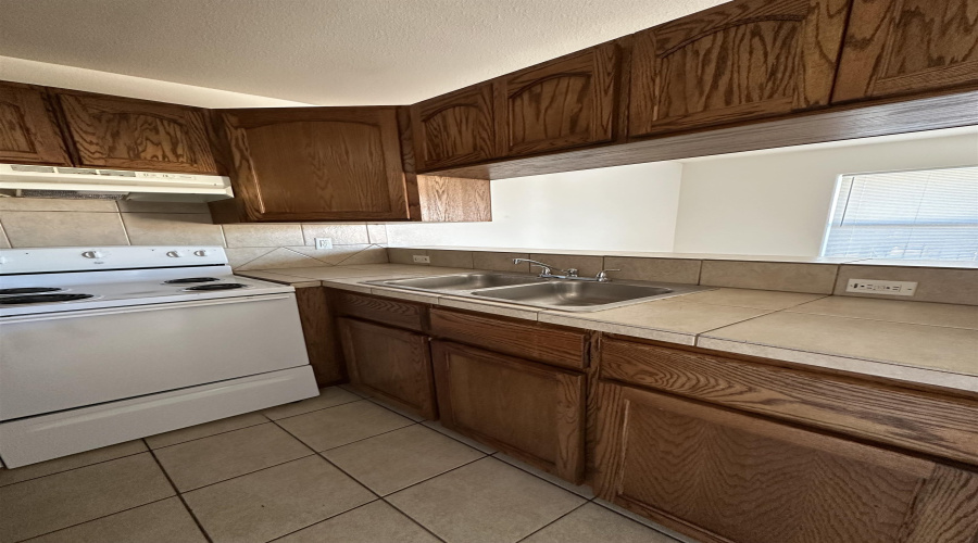 1610 E Plum St, Laredo, Texas 78043, 1 Bedroom Bedrooms, 2 Rooms Rooms,1 BathroomBathrooms,Residential,For Rent,1610 E Plum St,20260284