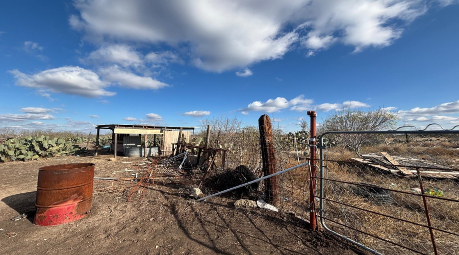 1300 Camino Don Antonio, Laredo, Texas 78043, ,Land,For Sale,1300 Camino Don Antonio,20260286