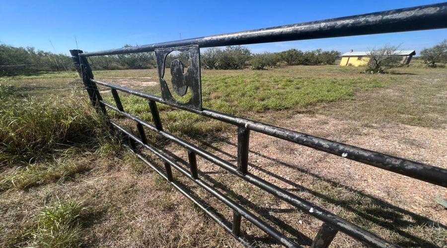 202 Camino Bolivar, Laredo, Texas 78043, ,Land,For Sale,202 Camino Bolivar,20260287