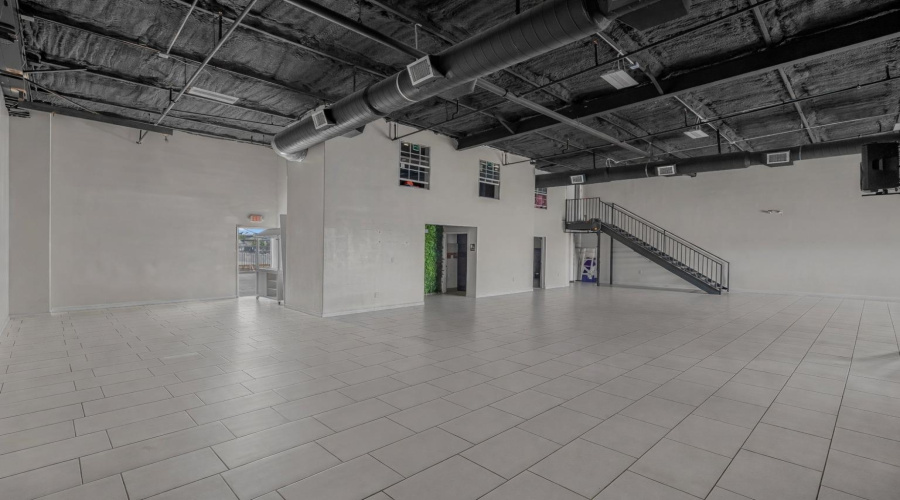 2311 Saturn Dr, Laredo, Texas 78041, 1 Room Rooms,4 BathroomsBathrooms,Commercial retail/office,For Rent,2311 Saturn Dr,20260307